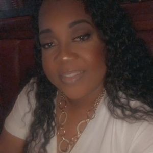 Meet your Posher, Nikki